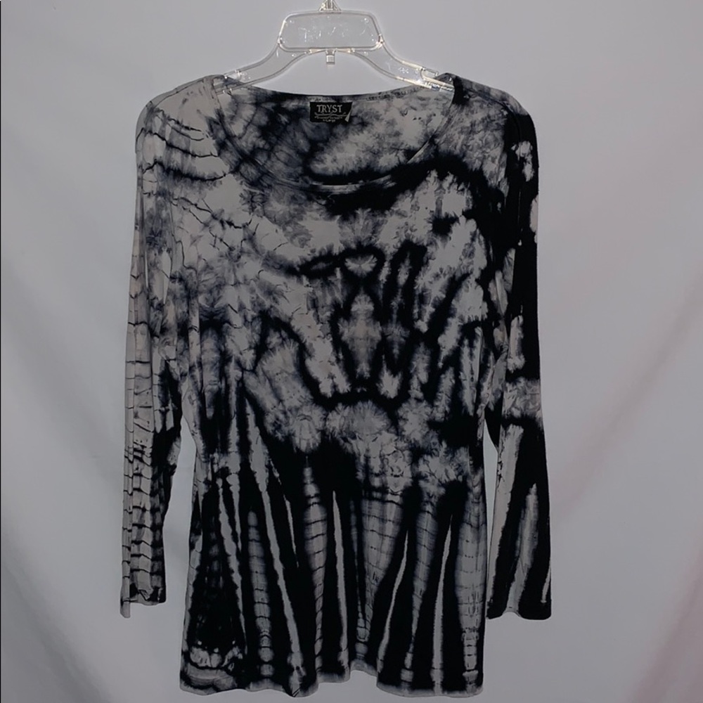 TRYST long sleeve top